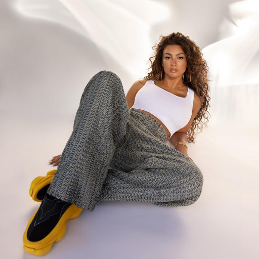 玩弄涨奶孕妇到高潮
